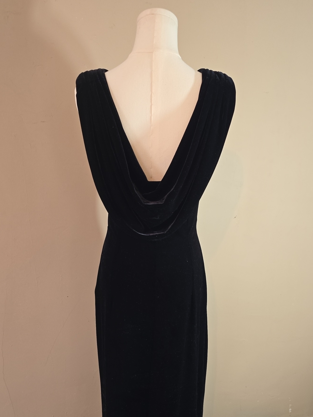 Betsy & Adam Black Velvet Cowl-Back Evening Gown - Picture 3 of 17